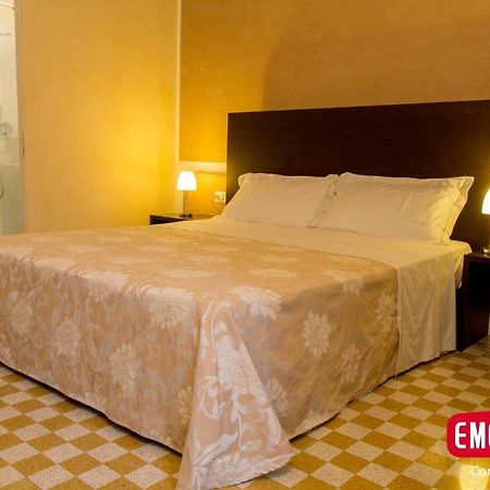 Relais Del Borgo Hotel&Spa 4 Stelle Staffolo Esterno foto